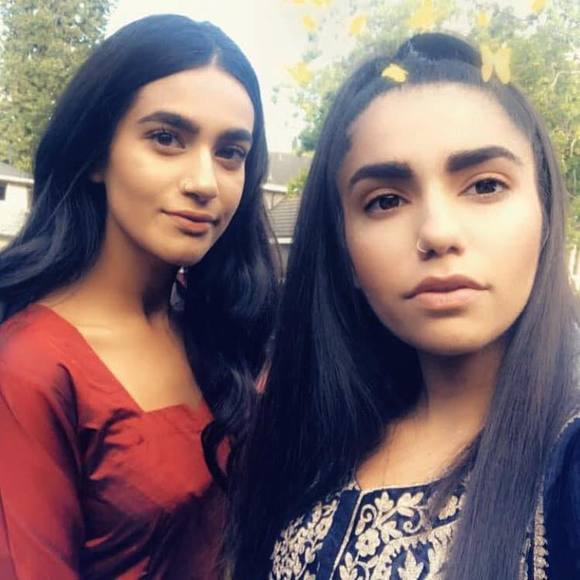 Meet your Posher, Gina - Picture 1 of 1